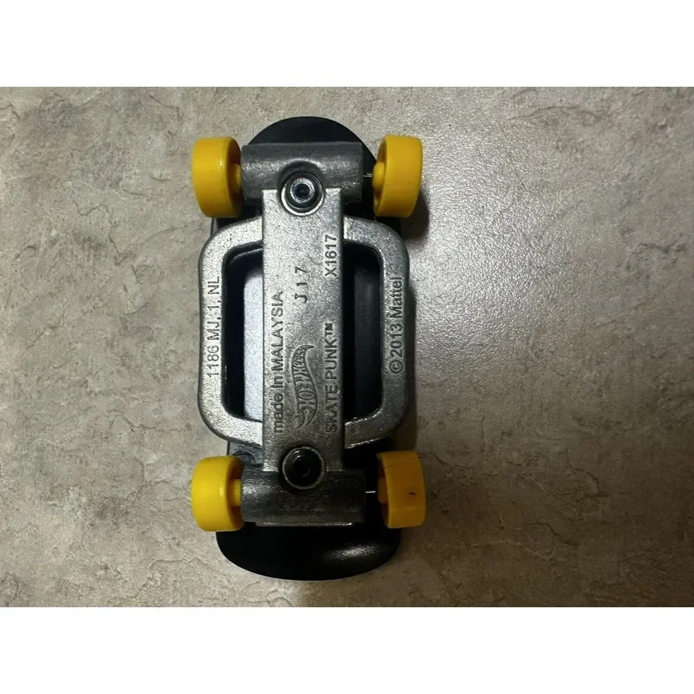 Hot wheels Skate‎ Punk Caballero